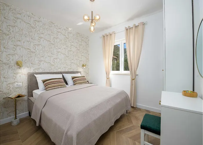 아파트 Maris-comfort One Bedroom With Terrace And Sea View *