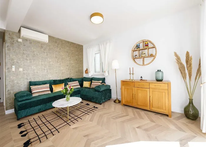 Maris-comfort One Bedroom With Terrace And Sea View *