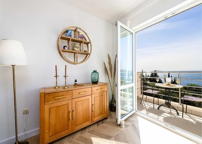 Maris-comfort One Bedroom With Terrace And Sea View * Mlini