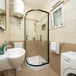 Maris-comfort One Bedroom With Terrace And Sea View * Млини